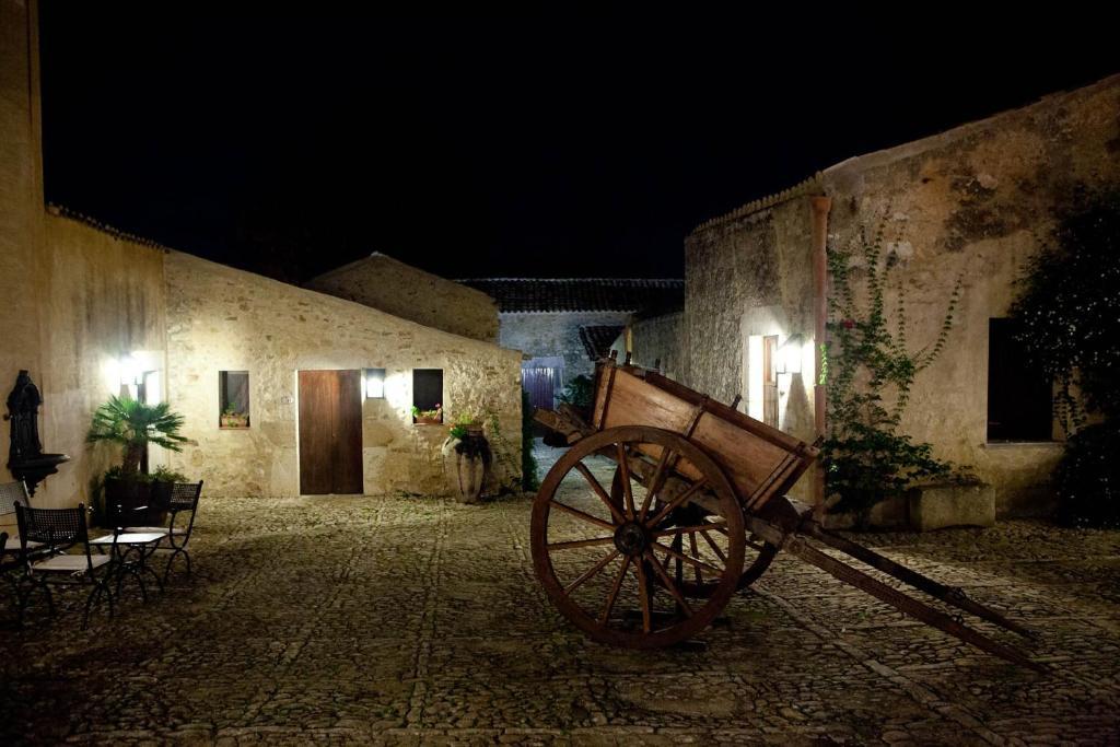 Agriturismo Baglio Fontana 布塞托·帕里佐罗 外观 照片